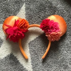 Authentic Disney Park